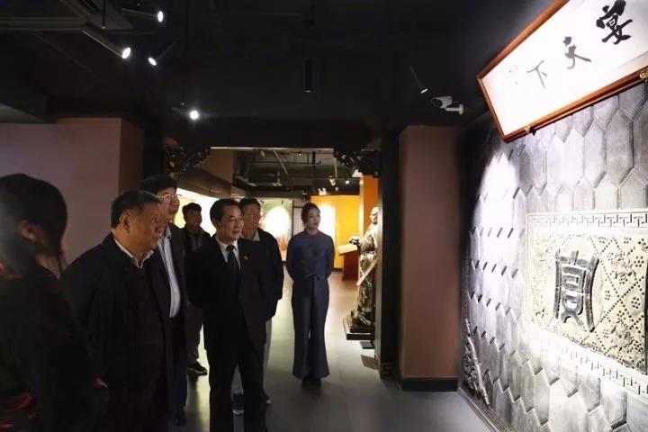 1507693020763551.jpg 4.jpg