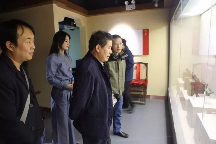 1508125287774444.jpg 3.jpg