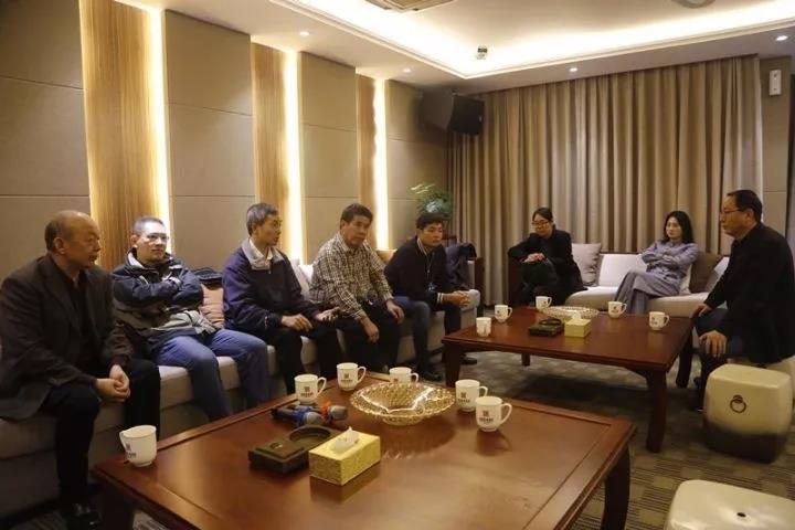 1508125297482457.jpg 4.jpg