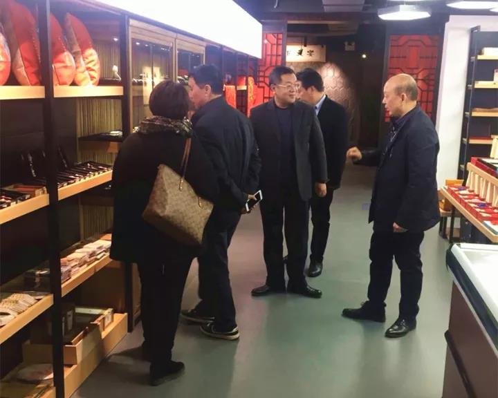 1512611752685606.jpg 3.jpg