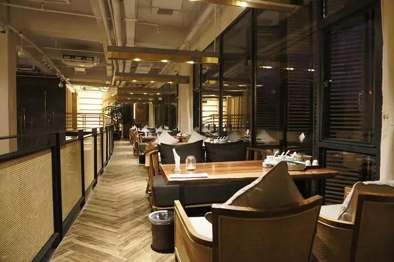 1534303708374076.jpg 2.jpg