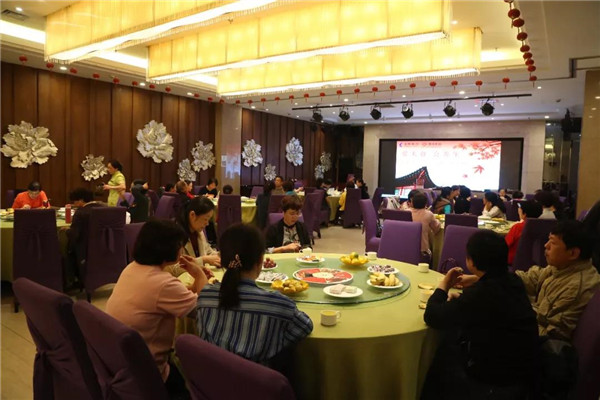 1538119115882281.jpg 1.jpg