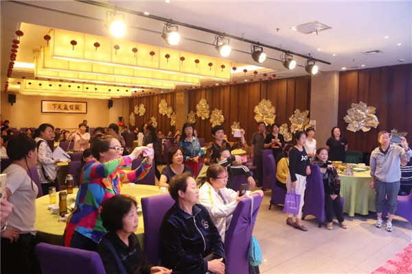 1538119137975488.jpg 3.jpg