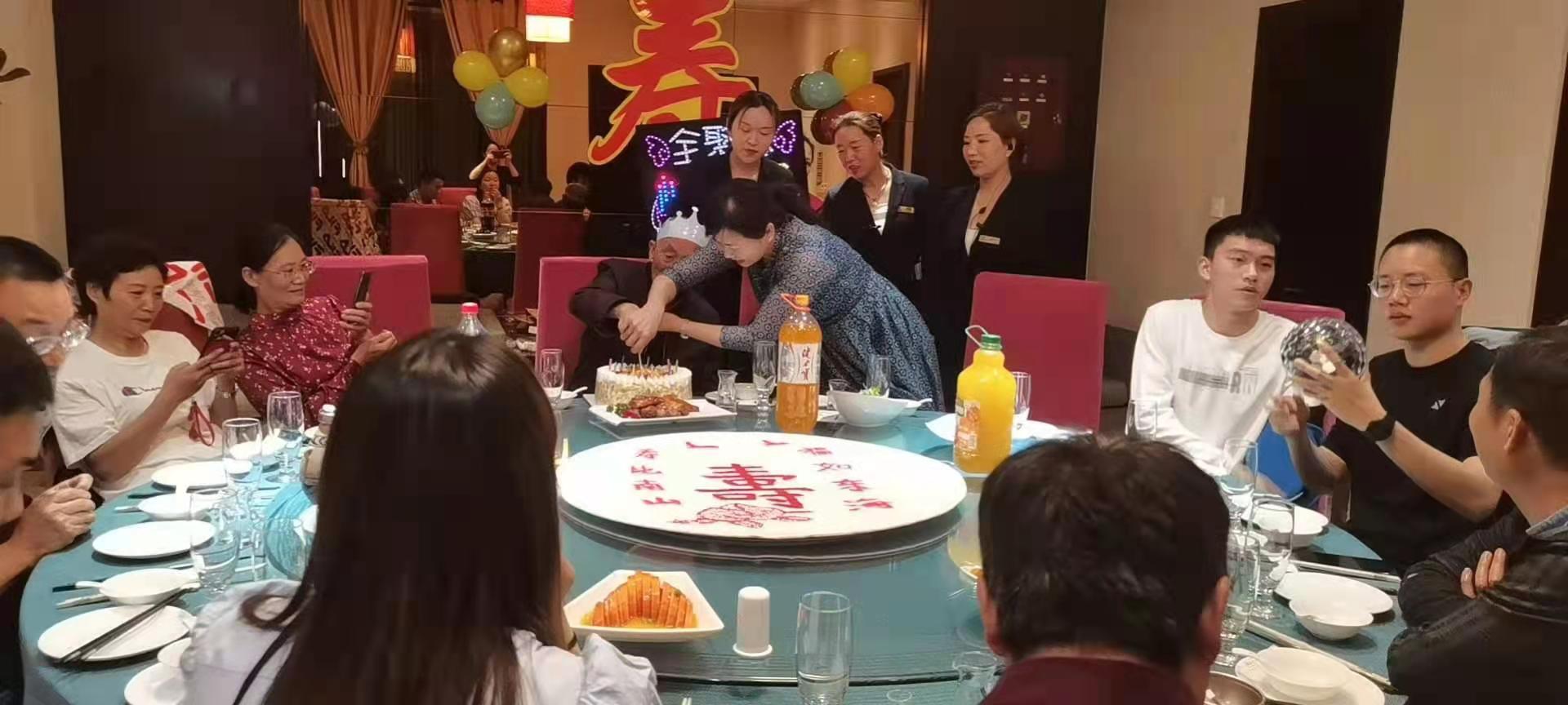 1624330220627695.jpg 4f9f3d372b570a7f52fa68fc461fadb.jpg