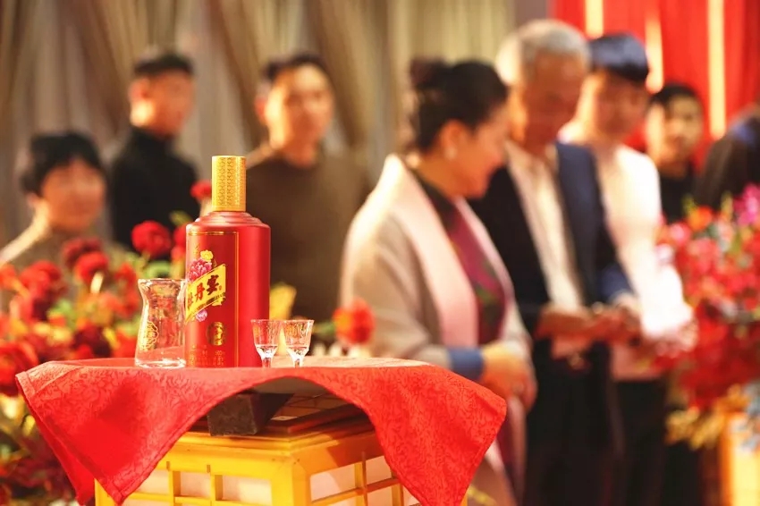 1637042957665422.jpg 640.webp (7).jpg