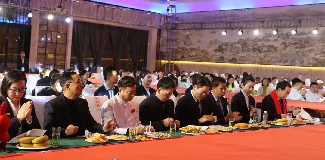 1675910752105152.jpg 年會(huì)4.jpg