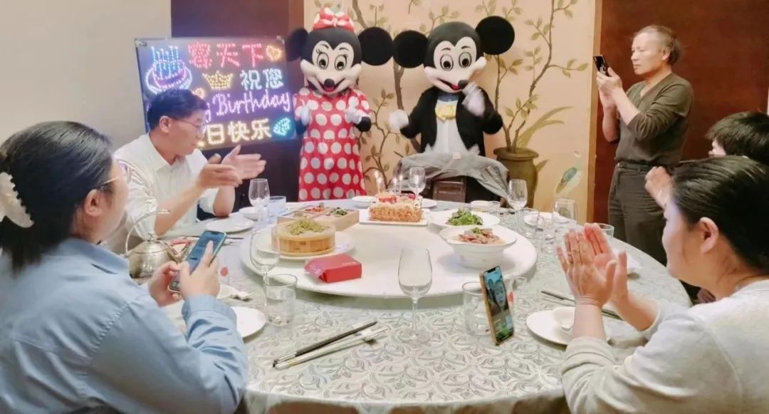 1681960657514112.jpg 50.jpg