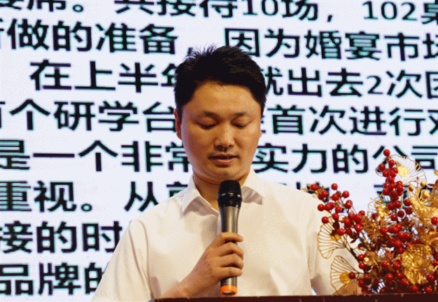 1723106069239408.gif 678.gif